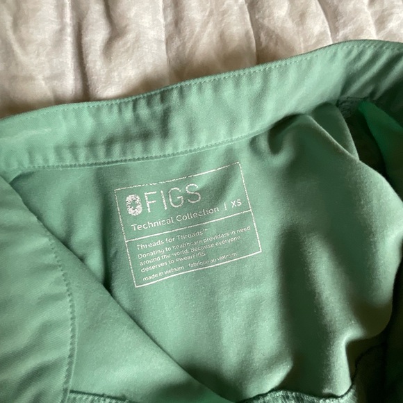 Figs Rafaela jade - Picture 3 of 3